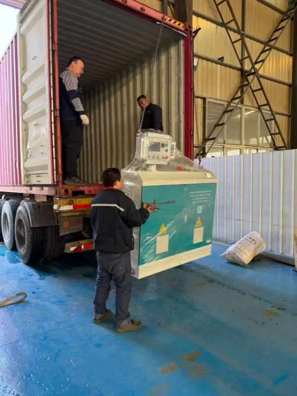 Доставка на линия за производство на тръби за наргиле/шиша от HDPE